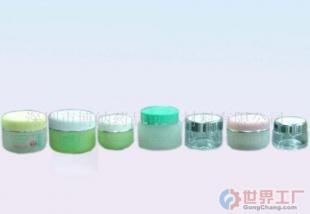 批發(fā)化妝品包裝瓶 從塑料瓶到膏瓶的多元化選擇